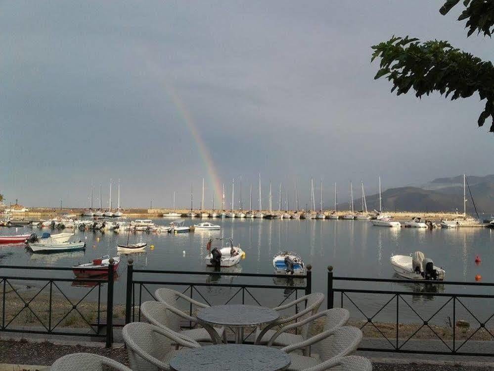 Astros Beach Boutique Hotel Parálion Ástros المظهر الخارجي الصورة